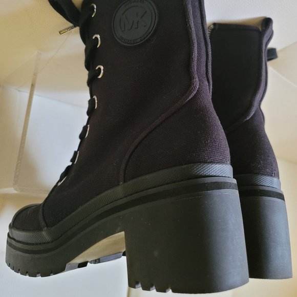 MICHAEL KORS COREY CANVAS COMBAT BOOT( BLACK ) - Picture 2 of 16